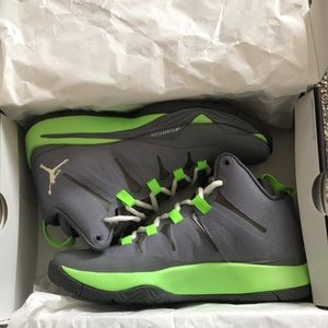 Womens nike glow in the dark jordan